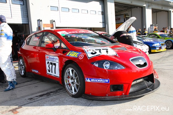 VLN 10-05-2008 01 Training Fahrerlager 010