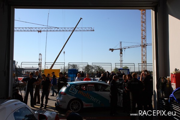 VLN 10-05-2008 01 Training Fahrerlager 037