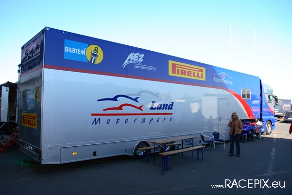 VLN 10-05-2008 01 Training Fahrerlager 057