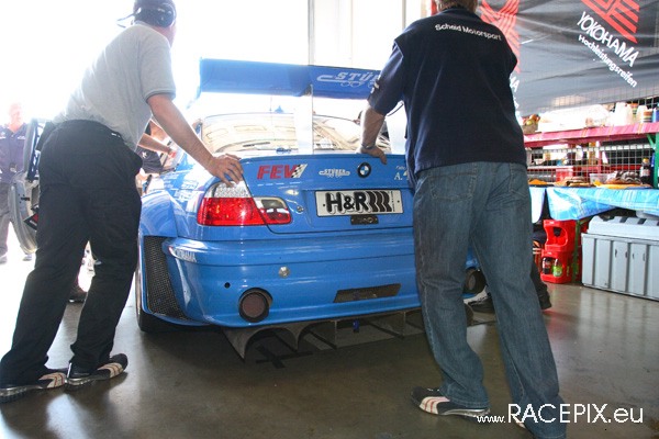 VLN 10-05-2008 01 Training Fahrerlager 072