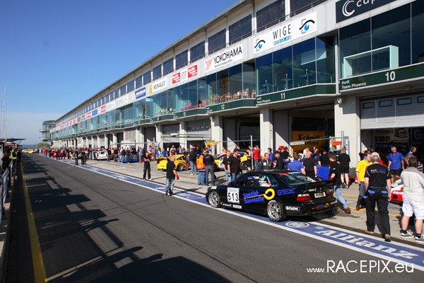 VLN 10-05-2008 01 Training Fahrerlager 081