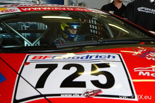 VLN 10-05-2008 01 Training Fahrerlager 086