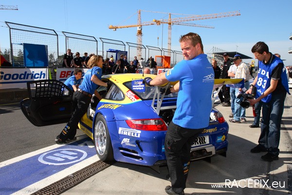 VLN 10-05-2008 01 Training Fahrerlager 103
