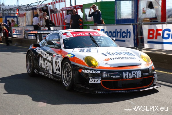 VLN 10-05-2008 01 Training Fahrerlager 104