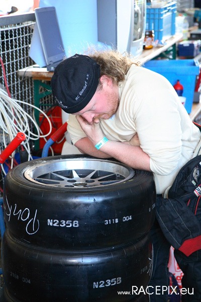 VLN 10-05-2008 01 Training Fahrerlager 132