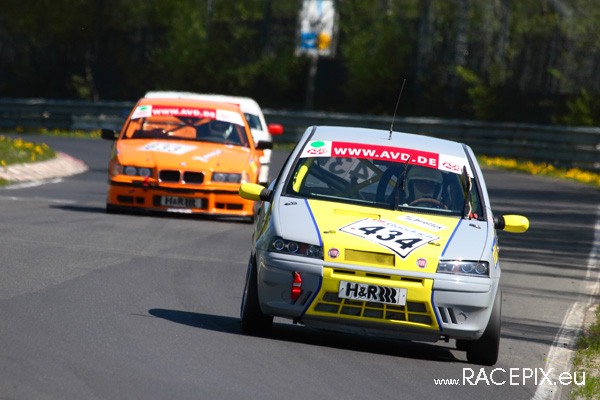 VLN 10-05-2008 02 Start Tiergarten 089