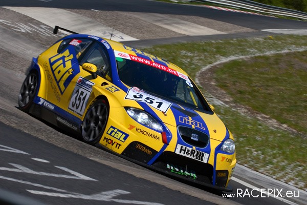 VLN 10-05-2008 04 Karussell aussen 044