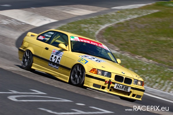 VLN 10-05-2008 04 Karussell aussen 058