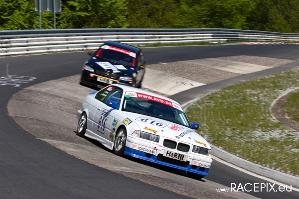 VLN 10-05-2008 04 Karussell aussen 071