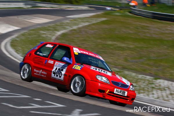 VLN 10-05-2008 04 Karussell aussen 098
