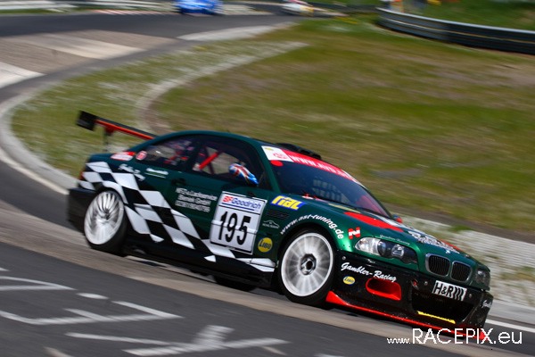 VLN 10-05-2008 04 Karussell aussen 102
