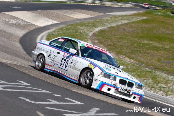 VLN 10-05-2008 04 Karussell aussen 111