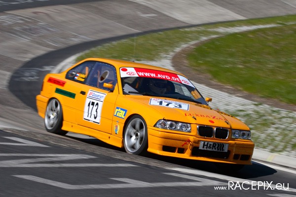VLN 10-05-2008 04 Karussell aussen 233