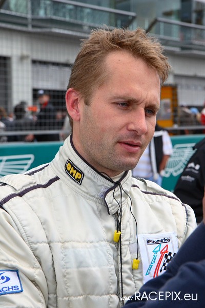 VLN-05 2008-06-21 02  Start Mercdes-Arena IMG_0482