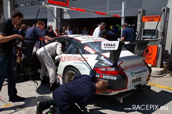 VLN-05 2008-06-21 03 Boxenstops IMG_0980