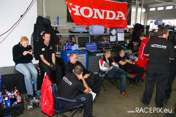 VLN-05 2008-06-21 03 Boxenstops IMG_1031