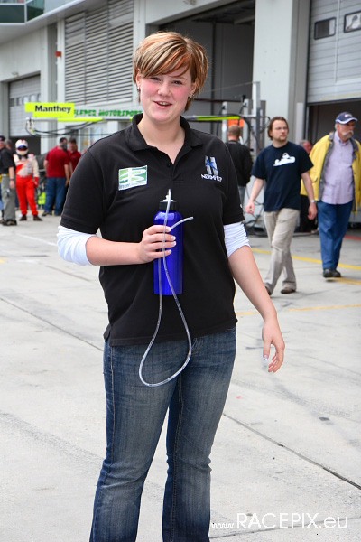 VLN-05 2008-06-21 03 Boxenstops IMG_1055