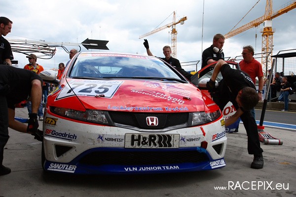 VLN-05 2008-06-21 03 Boxenstops IMG_1079