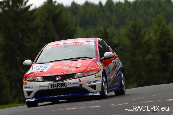 VLN-05 2008-06-21 04 Anfahrt Pflanzgarten IMG_1480