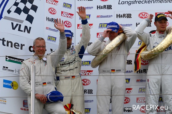 VLN-05 2008-06-21 05 Siegerehrung IMG_1705