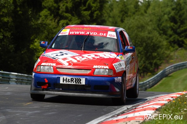 VLN-07 2008-07-19 05 Pflanzgarten Sprunghuegel IMG_1242