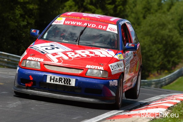 VLN-07 2008-07-19 05 Pflanzgarten Sprunghuegel IMG_1369