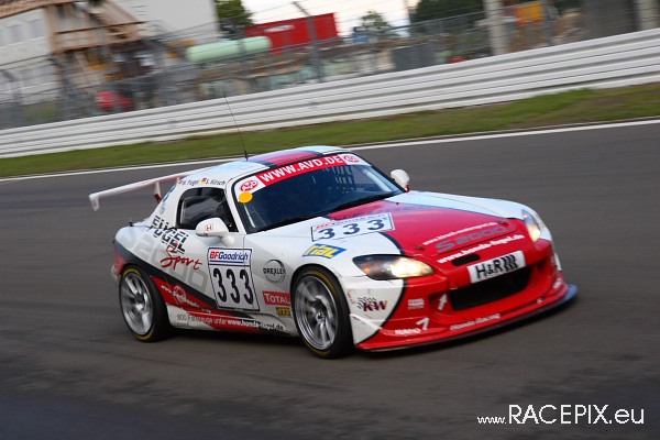 VLN-07 2008-07-19 07 Boxengasse + Siegerehrung IMG_2174