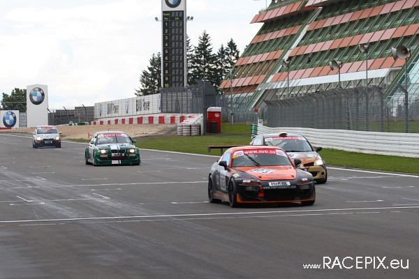 VLN-07 2008-07-19 07 Boxengasse + Siegerehrung IMG_2218