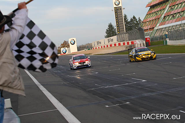 VLN-09 2008-10-11 06 Box+Ziel IMG_1762