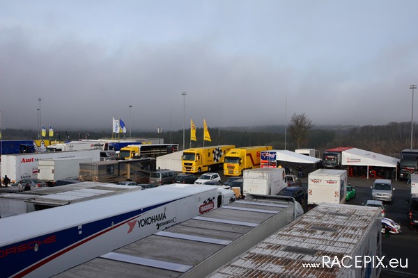 VLN-Test 15-03-2008 01 Fahrerlager 010