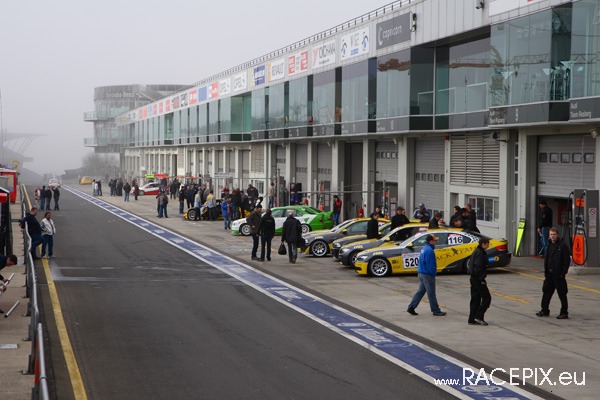 VLN-Test 15-03-2008 01 Fahrerlager 012