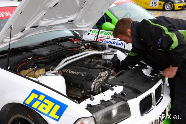 VLN-Test 15-03-2008 01 Fahrerlager 025