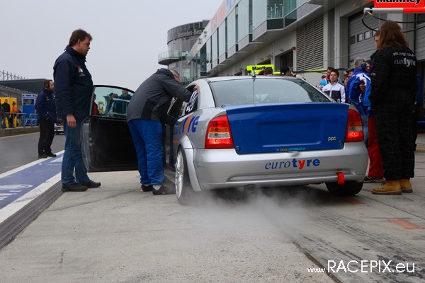 VLN-Test 15-03-2008 01 Fahrerlager 072