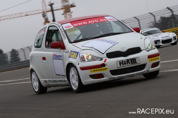 VLN-Test 15-03-2008 01 Fahrerlager  075