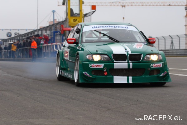 VLN-Test 15-03-2008 01 Fahrerlager  081