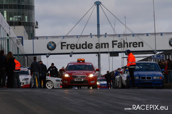 VLN-Test 15-03-2008 02 Mercedes-Arena 003