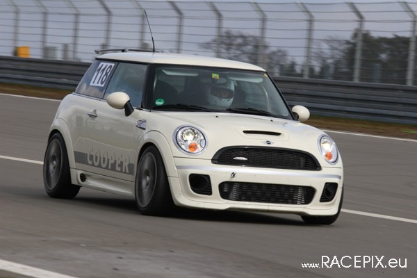 VLN-Test 15-03-2008 02 Mercedes-Arena 035