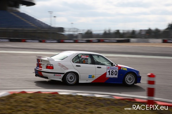 VLN-Test 15-03-2008 02 Mercedes-Arena 123