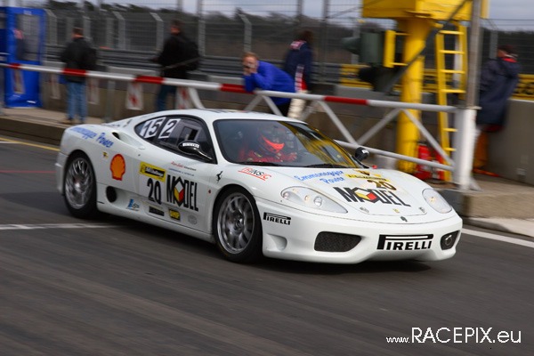 VLN-Test 15-03-2008 03 Fahrerlager 01