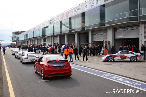 VLN-Test 15-03-2008 03 Fahrerlager 17