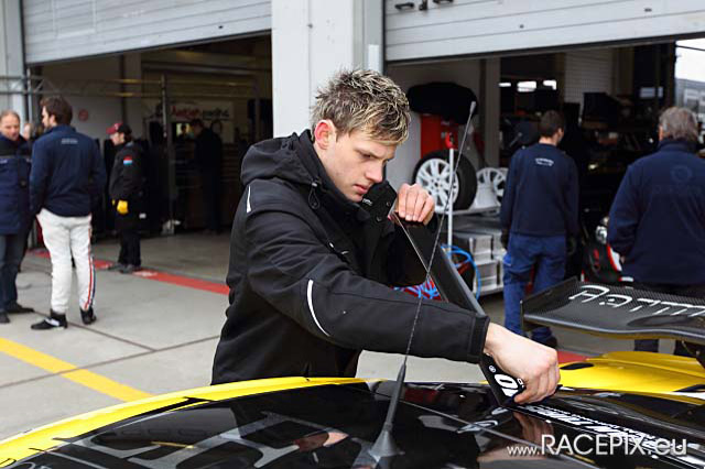 2010-03-27 VLN-01 0062