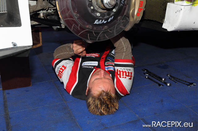 2010-04-09 VLN-02 0161