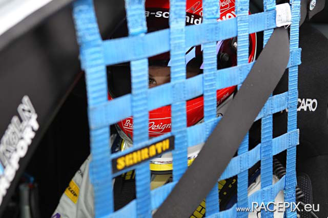 2010-06-12 VLN-04 0044