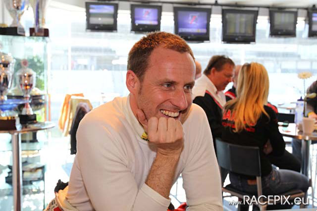 2011-04-02 VLN-01 1558