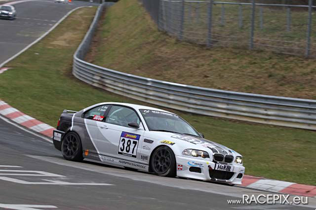 2011-04-01 VLN-01 0437 Fr