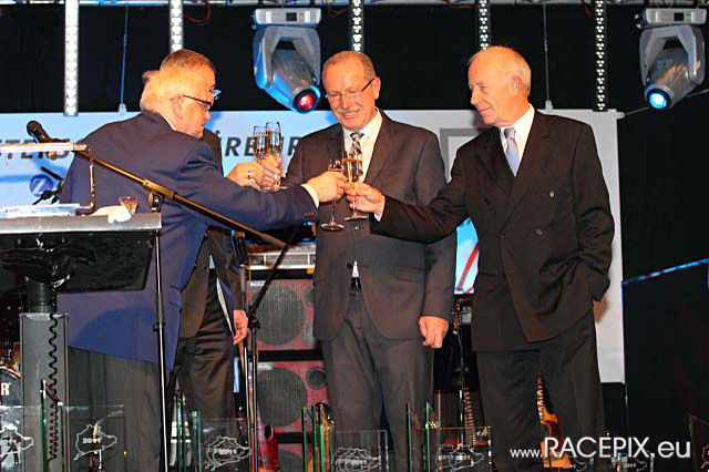 2011-12-10 VLN-Siegerehrung 0057 wwwRACEPIXeu