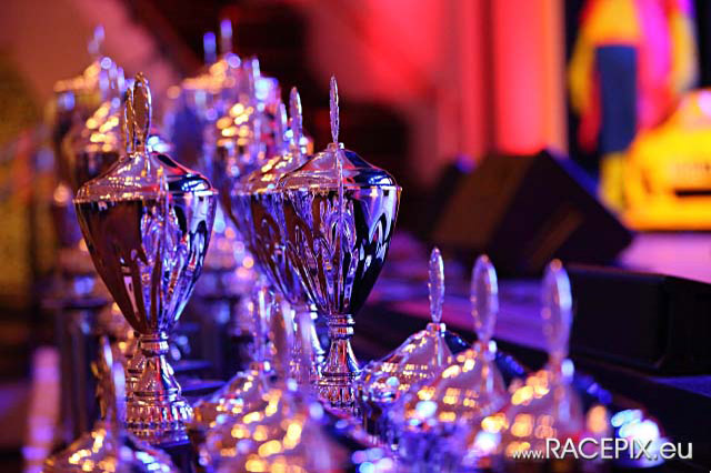 2012-11-24 102 VLN-Siegerehrung wwwRACEPIXeu