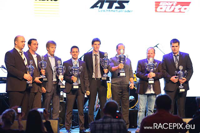 2012-11-24 124 VLN-Siegerehrung wwwRACEPIXeu