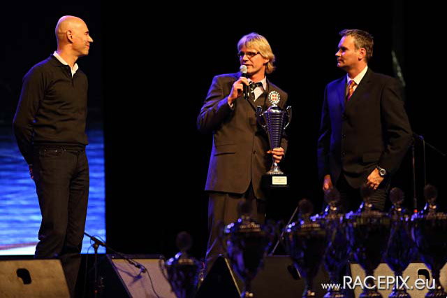 2012-11-24 157 VLN-Siegerehrung wwwRACEPIXeu