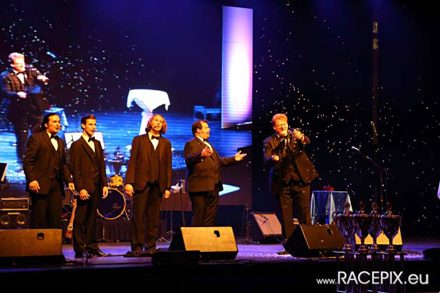 2012-11-24 203 VLN-Siegerehrung wwwRACEPIXeu